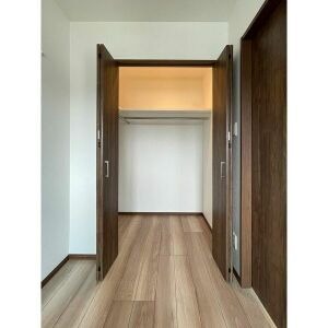 お洋服が多い方でも安心の収納力