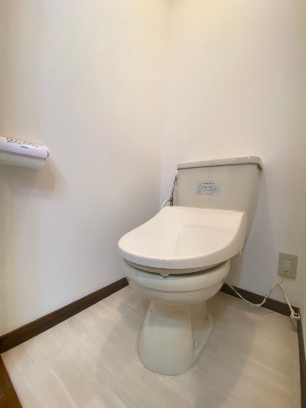 温水洗浄便座付きです