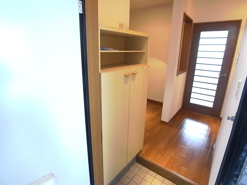 玄関収納もばっちりです