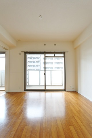 こちらは寝室にいかがでしょうか