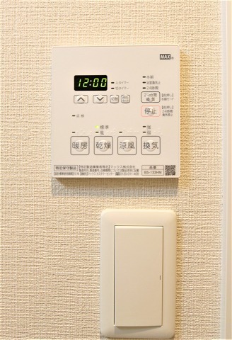 ※同型シリーズの内装です