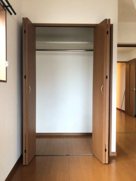 お洋服が多い方でも楽々収納できます