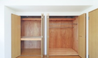 お洋服が多い方でも安心の収納力