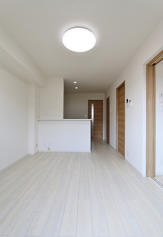 広々リビングでゆっくりできますね