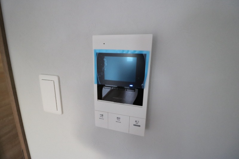 突然の来客も顔が見えるので安心です