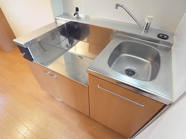 二口コンロ置けます。