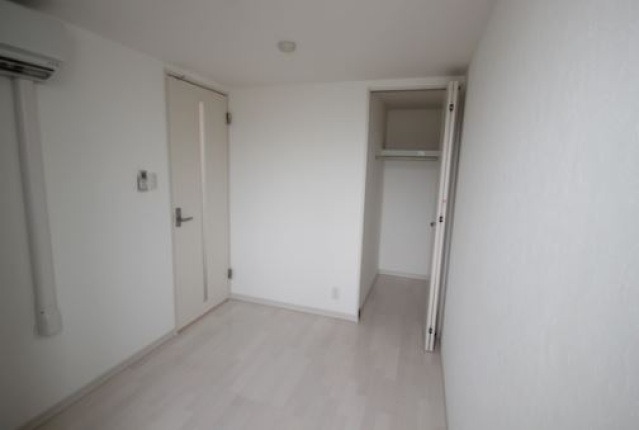 コンパクトな収納スペース