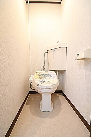 ウォシュレット付きで快適です。