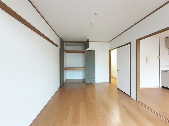 寝室スペースにいかがでしょうか。