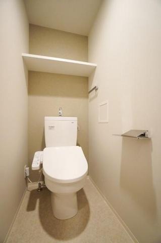 清潔感のあるトイレです