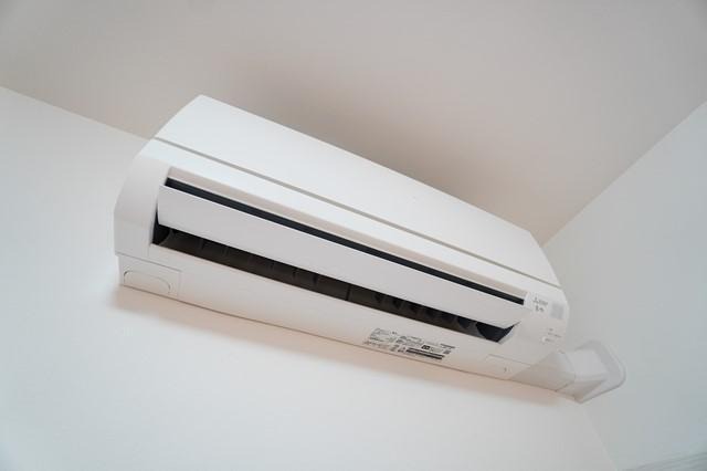 エアコン付きで一年中快適に過ごせます