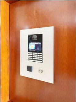 もちろんオートロック付き