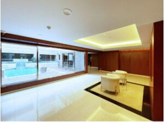 広々としたロビー