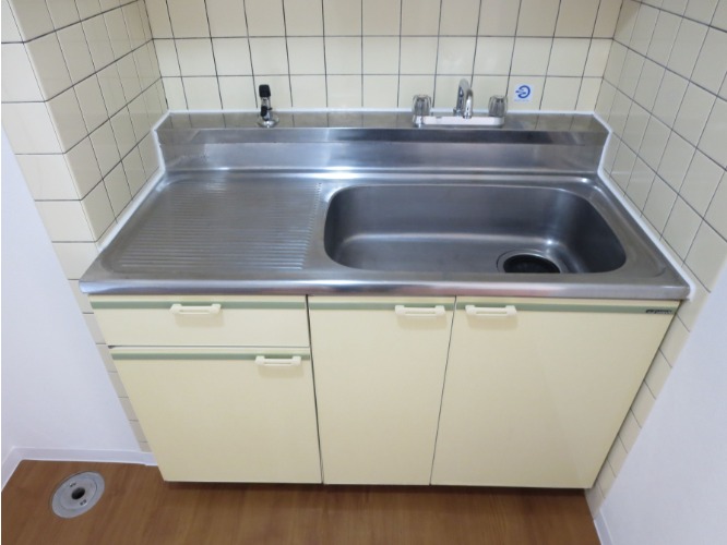 コンロは持込みタイプです