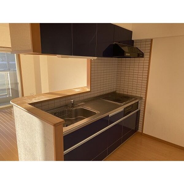 対面キッチンで会話が弾みそうですね