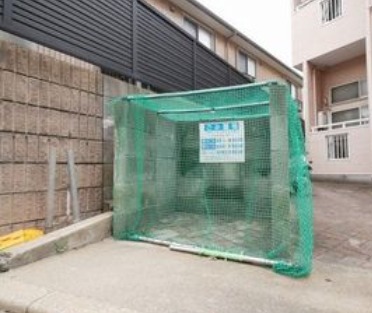 敷地内ゴミ置き場もございます