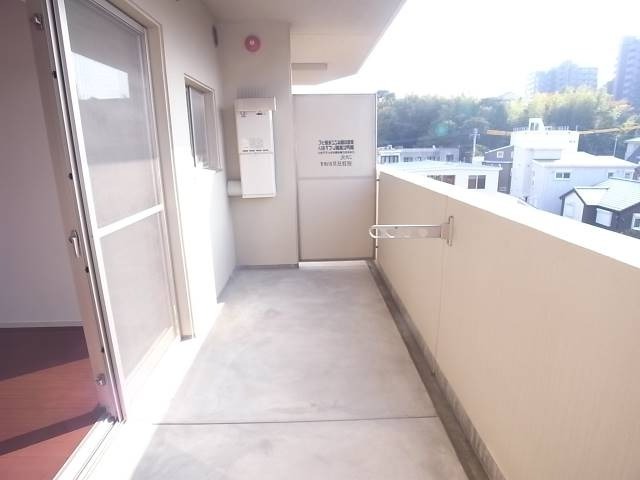 洗濯物はこちらでどうぞ。