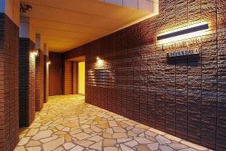 エントランス完備。