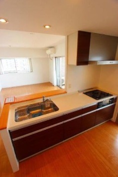 お料理もはかどるカウンターキッチン