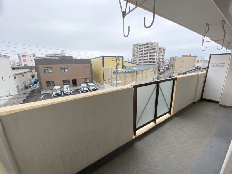 天気の良い日の洗濯物はこちらへ