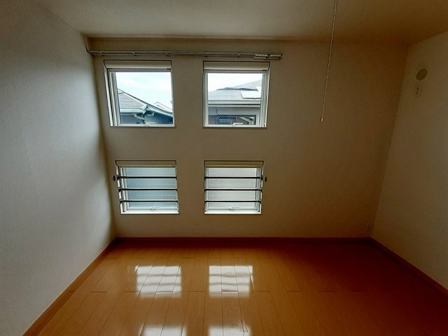 寝室などにいかがでしょうか。