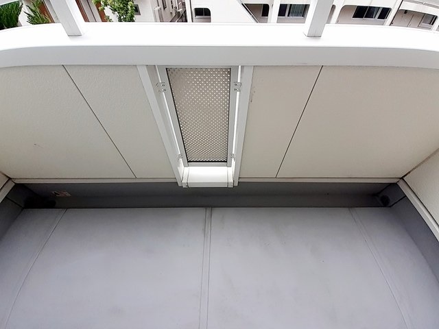 洗濯物はこちらへ。