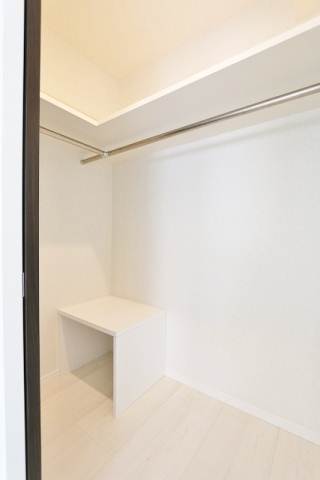 おしゃれが楽しくなるウォークインクローゼット