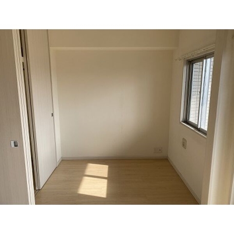 寝室にぴったりな洋室ですね