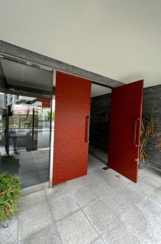 落ち着いたお洒落な外観