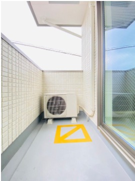 天気のいい日はこちらで洗濯物を干せます