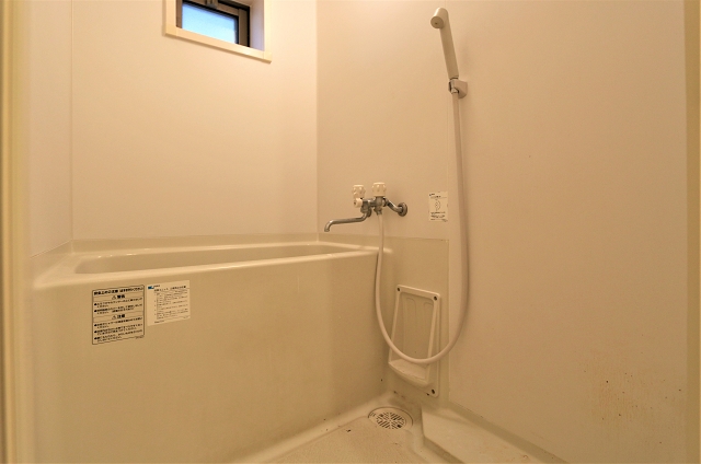 ゆったりとくつろげる浴室です