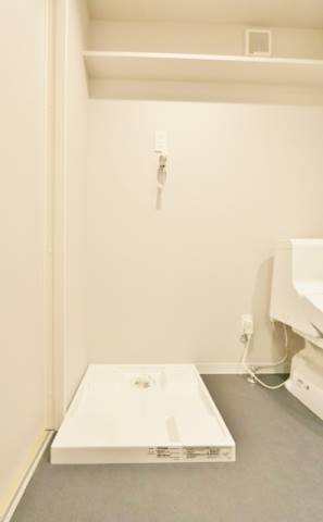 安定の室内洗濯機置場