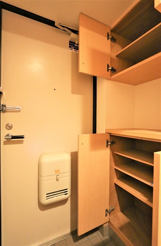 シューズボックスで玄関スッキリ