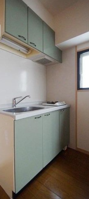 嬉しい2口コンロ付いてます