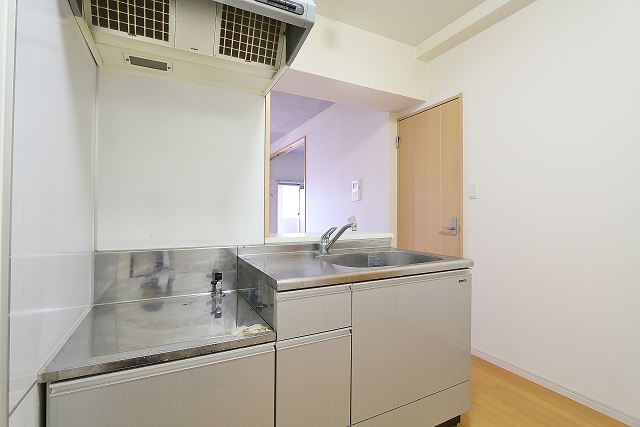 たっぷり収納付キッチン