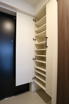 シューズボックスで玄関すっきり