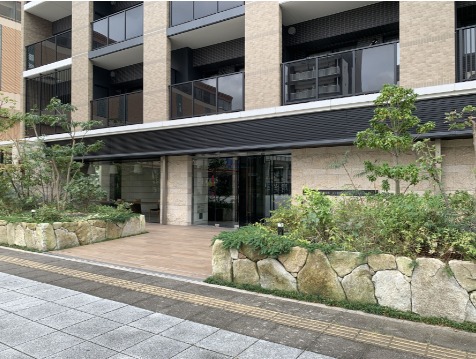 緑豊かなエントランス