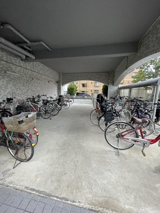 自転車はこちらで♪