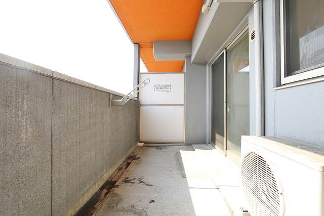 天気の良い日の洗濯物はこちらへ