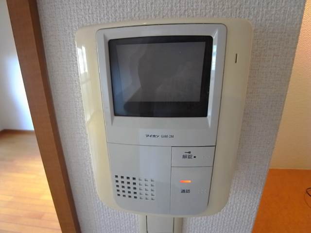 来訪者の顔が確認出来ます