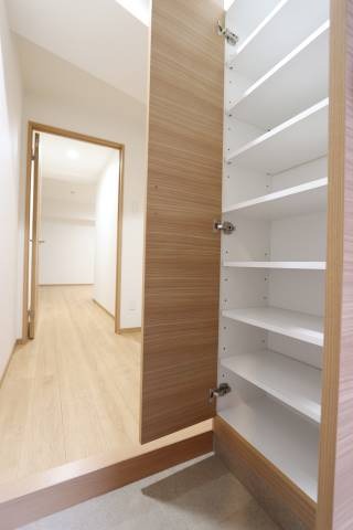 靴がたくさん入ります。