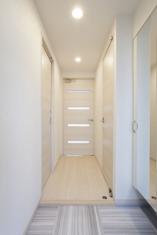 明るい玄関です