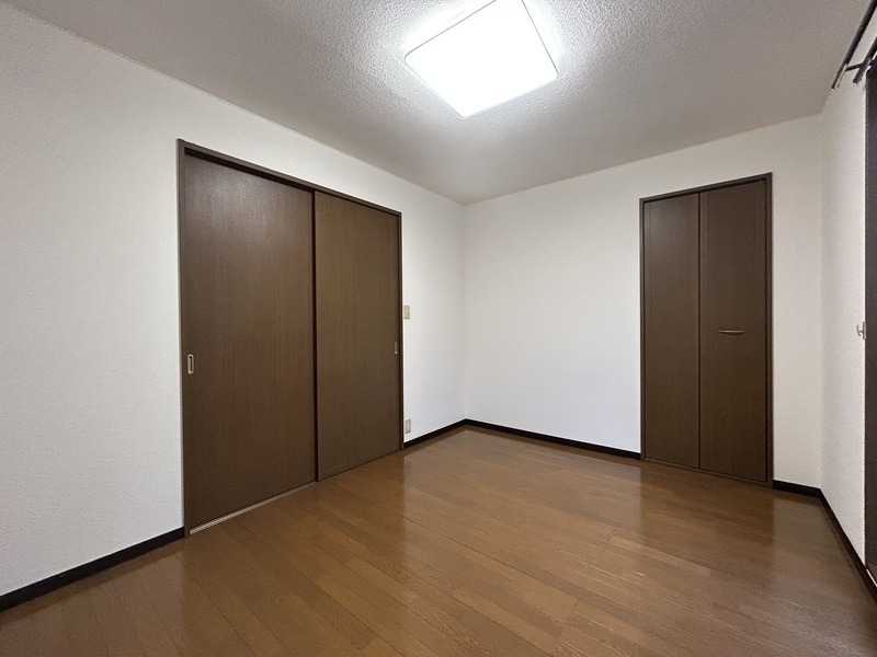 家具の配置がしやすいお部屋です