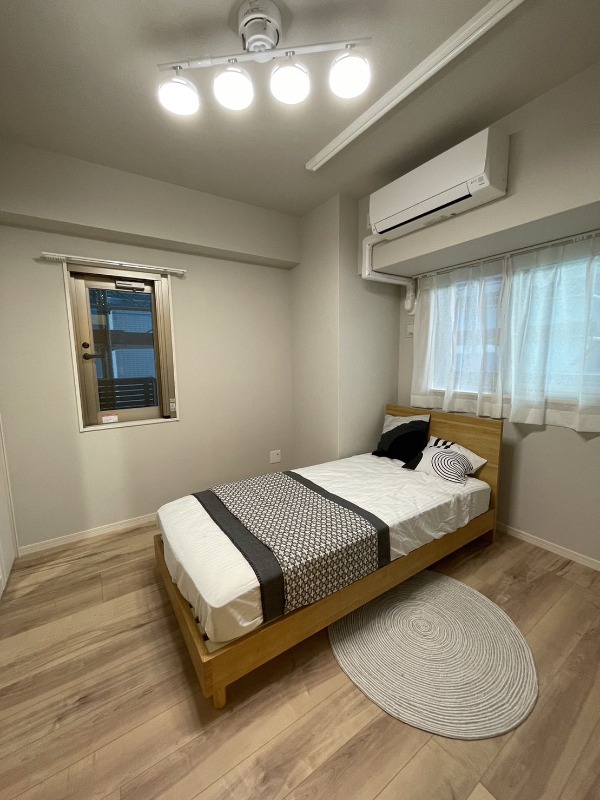 こちらは寝室にいかがでしょうか