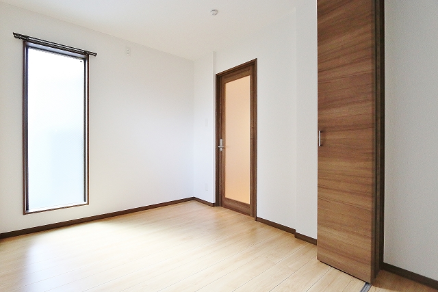 こちらは寝室にどうぞ