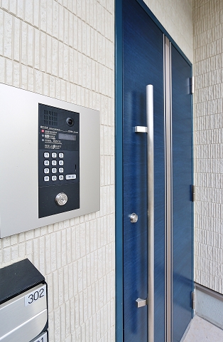 オートロック付きです