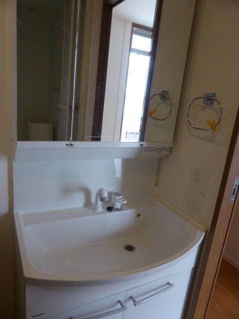 お出かけ前の身支度はこちらでバッチリです