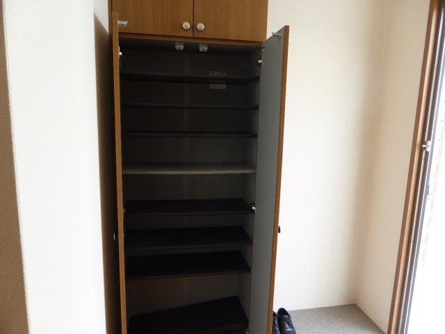 玄関も十分な広さです