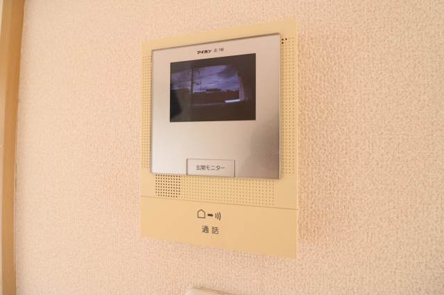 モニターで来客チェック