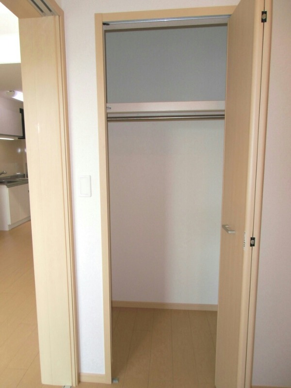 お荷物はこちらへ。